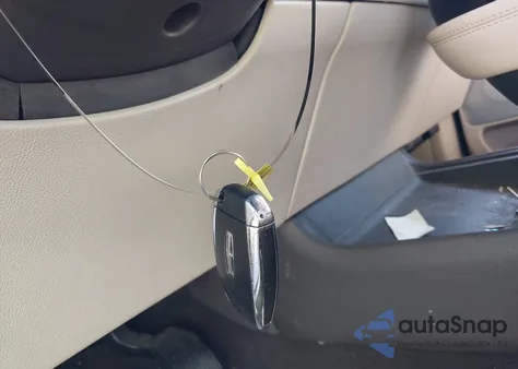 2019 Lincoln Navigator Reserve z USA, uszkodzony, nr VIN 5LMJJ2LT3KEL20057